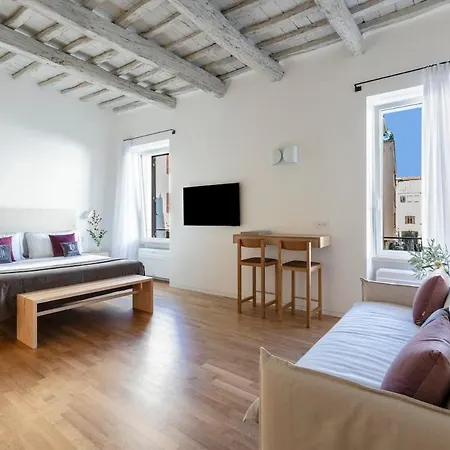 Design Suite Apartment Piazza Di Spagna