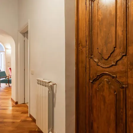 Trastevere Charming Apartment By Romeloft