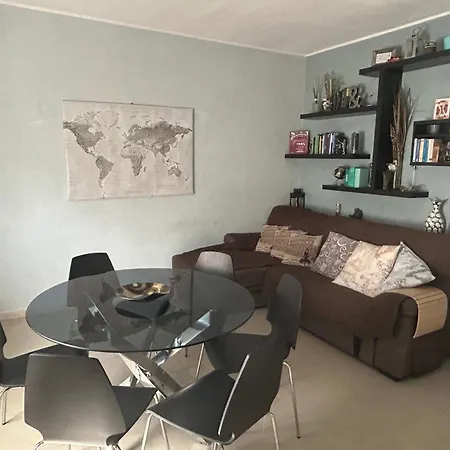 Dimora Lovirasi Apartment