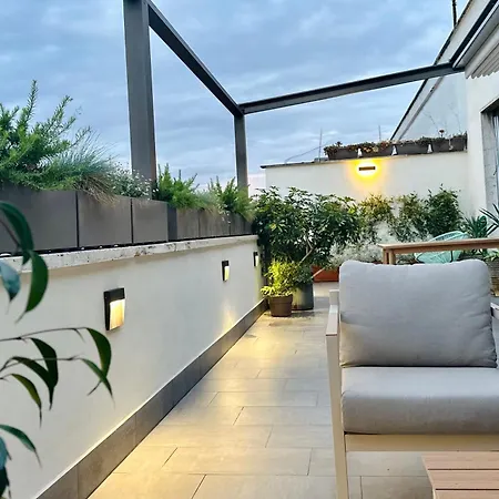 Beautiful Penthouse Roma Apartment