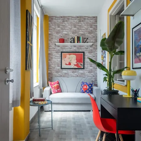 Ltpanella Yellow Pop
