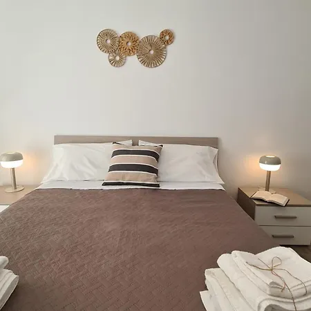 Loverhome Apartment 14
