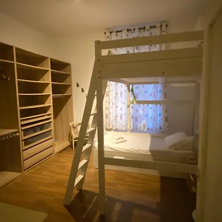 Central Apartment In Trastevere