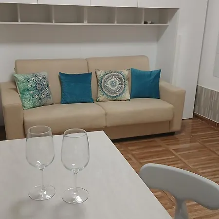 Little House Ostiense Apartment