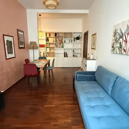 Borgo Una Casa Nel Vicolo