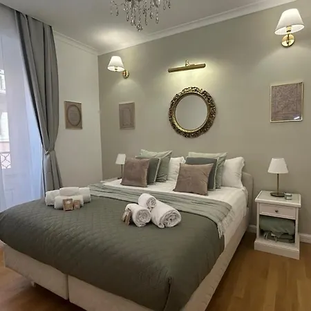 Sweet Saint Paul Hotel