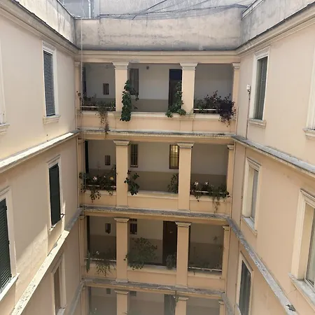 Natale Del Grande Stylish Apartment