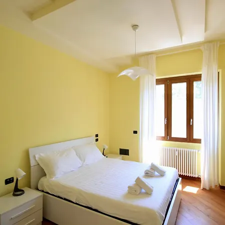 Hc - Clohouse Spacious Flat