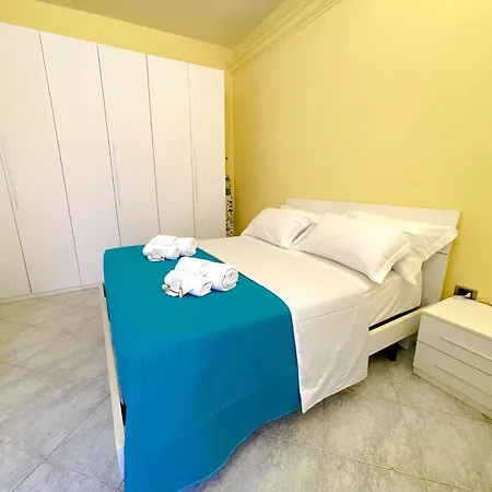 Maria Teresa Apartment II - Refined Living With Excellent City Links - Via Alessandria