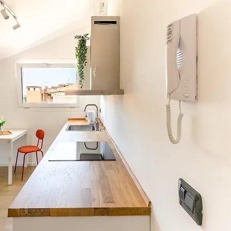 Netflix&Chill'S Nest Apartment