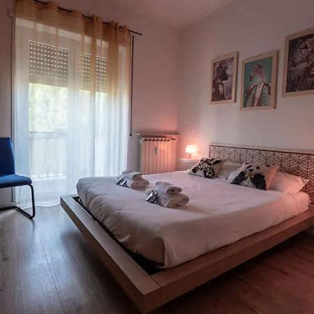 Cornelia House Apartment