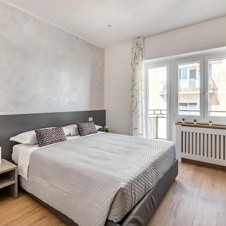 Apartament Rome Experience -Tiburtina Station 100 mt