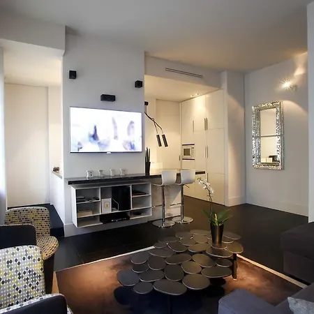 Vatican Modern Apartment