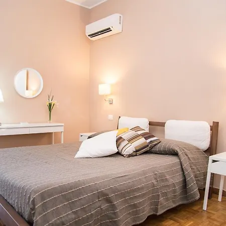 Central Rome Patetta Hotel