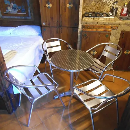 Via Gradoli Apartment