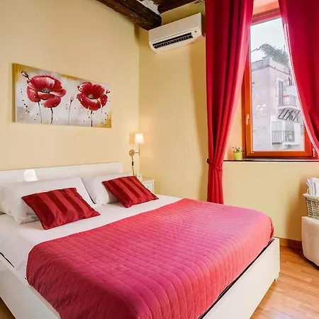 The Librari Apartment
