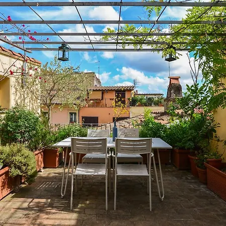Monti Roof Terrace Apartment