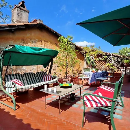 Garibaldi Apartment