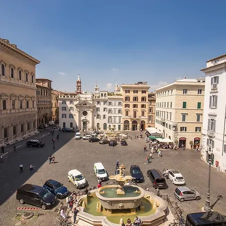 Piazza Farnese Exclusive View 2 Bedroom En Suite