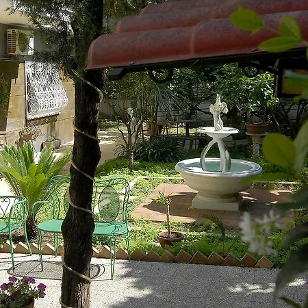 B&B Tiburtina Garden