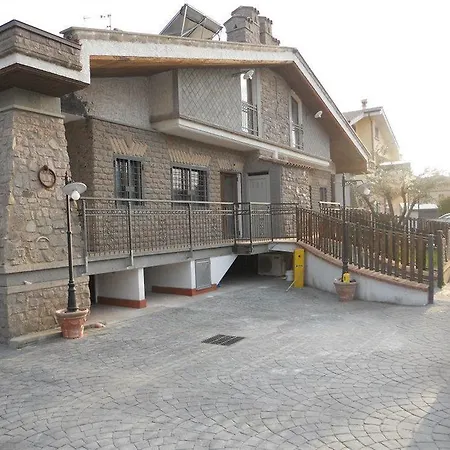 Al Casale Del Veio Hotel