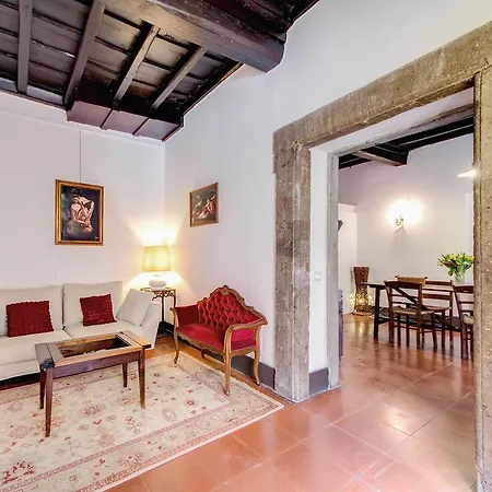 (120 m²), 2 Schlafzimmer und 1 eigene Badezimmer in Navona