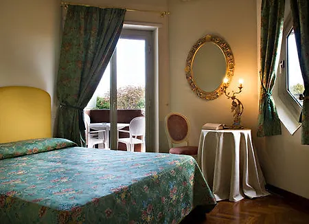 Trastevere'S Houses