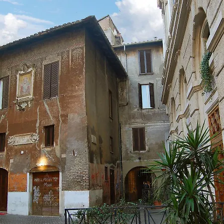 Apartment Campo De' Fiori Bright By Interhome