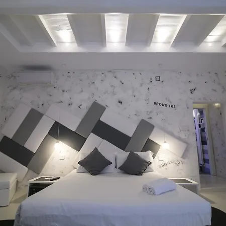 מלון Design&Art Pie'