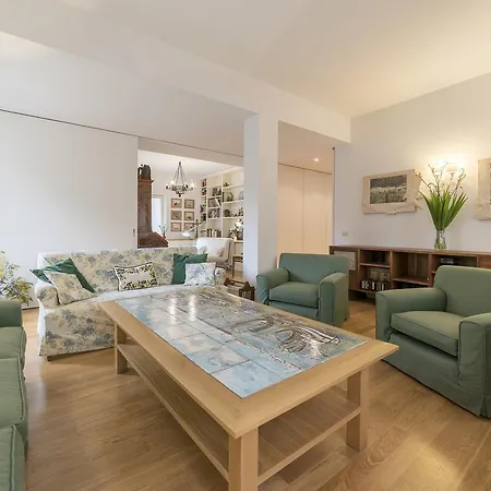 Micheli 4Pax Apartment With Terrace