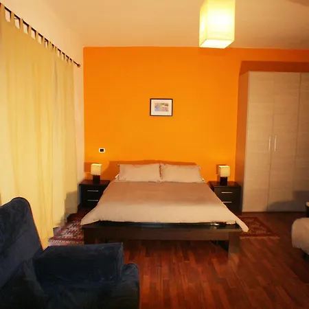 Lt Rooms