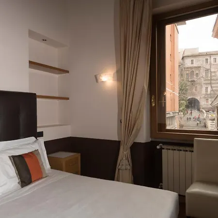 Jr Suites