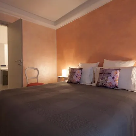 Ela Guest House