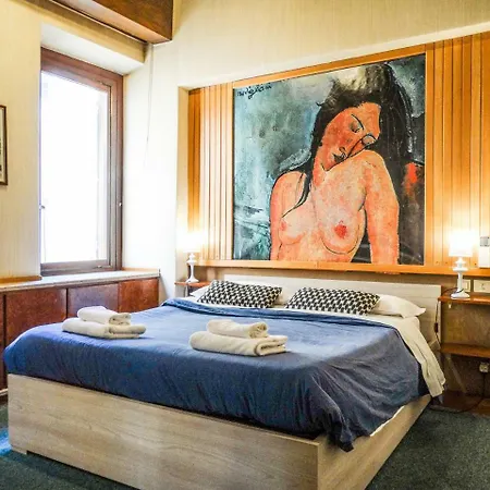 Spanish Steps Laurina Apartment