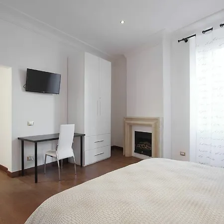 Central Rome Suites