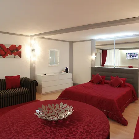 Luxury Fashion Suites