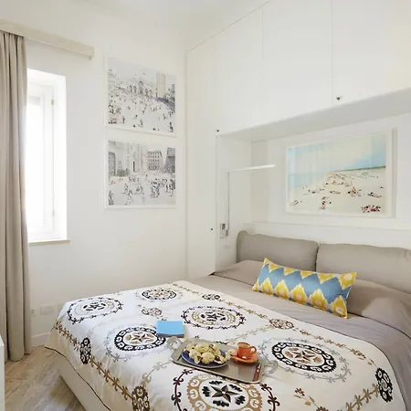 Via Del Corso - Three Bedroom Penthouse