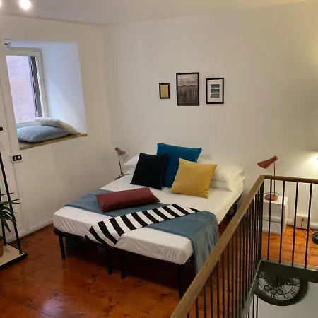 Charming Campo De' Fiori 2 Apartment
