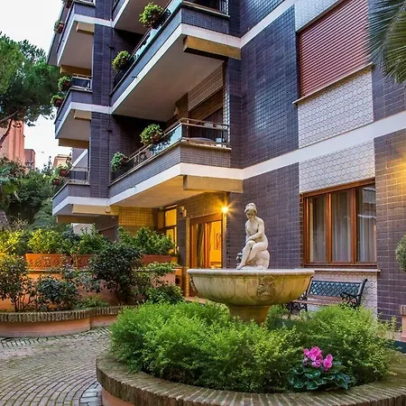 Aurelia Residence