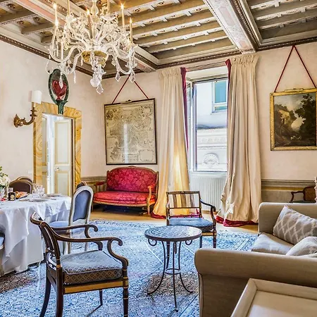 Navona Luxury And Historical Apartment