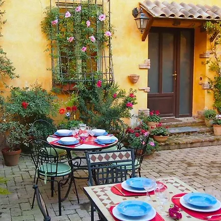 La Piazzetta Apartment