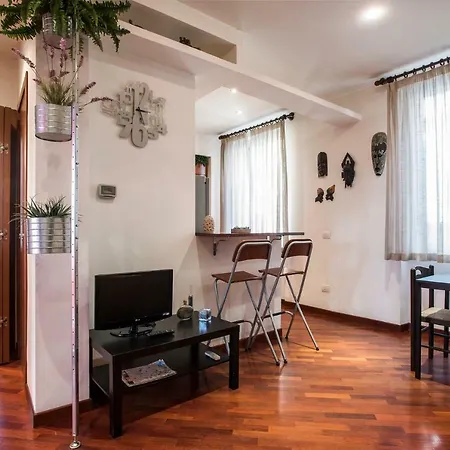 Colosseum Few Step Cozy House Apartment