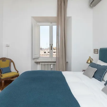 Pantheon Amazing Views Apartments