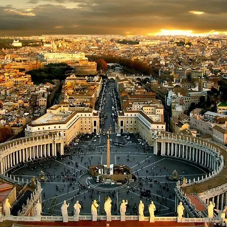 Peter'S Nest In Vatican + St. Peter Hotel