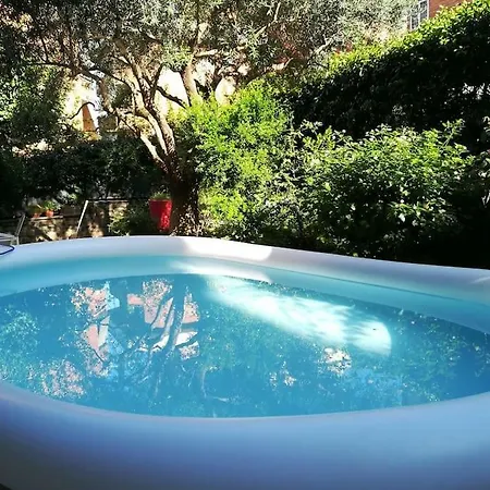 Garden Inn