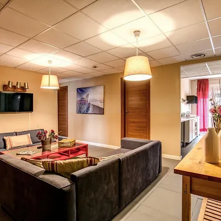Tuscolano 6 Bedroom 6 Bathroom Apartment