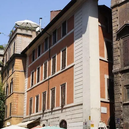 Studio Della Pace, Classy & Charming - Renovated