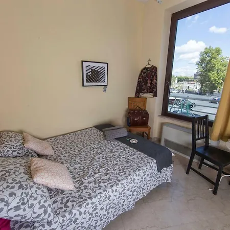 Bigfamilyflats - Sistine Chapel Apartment