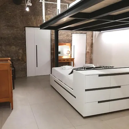 Luxury Loft Capocci 24 Coliseum Apartment
