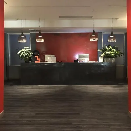 9V9 Hotel